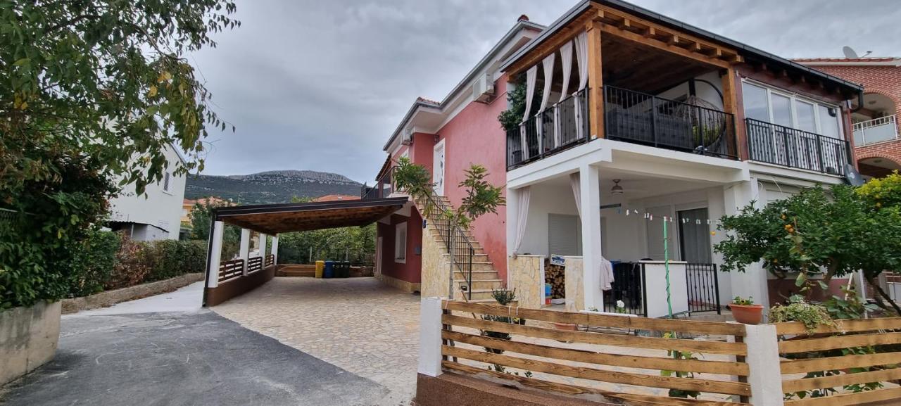 Luxurious Three Bedrooms Apartment With Two Terraces Kaštela Exterior foto
